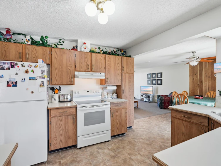 9670 130 Street, Surrey, BC, V3T 5N2 - 9