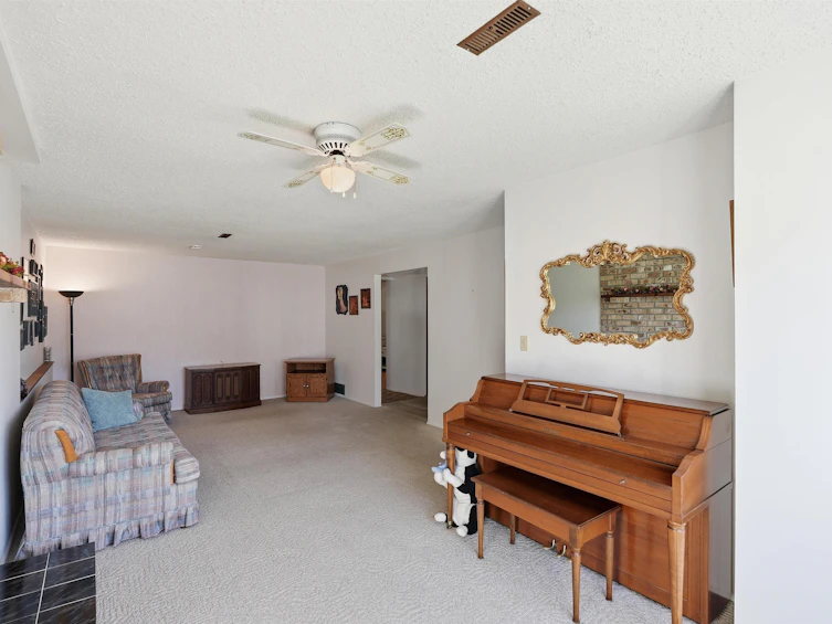 9670 130 Street, Surrey, BC, V3T 5N2 - 37