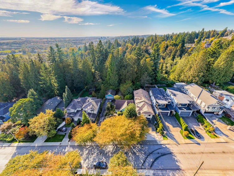 8061 Mcgregor Avenue, Burnaby, BC, V5J 4H7 - 15