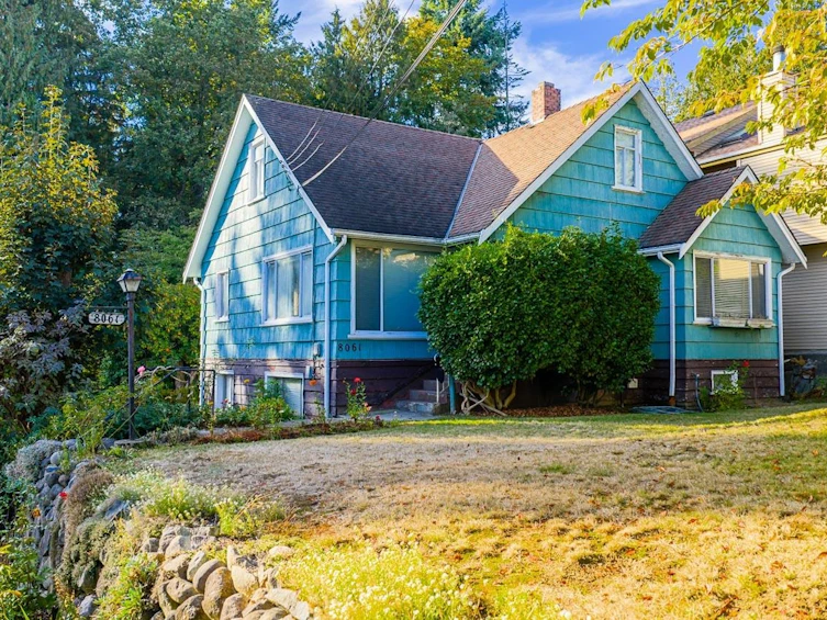 8061 Mcgregor Avenue, Burnaby, BC, V5J 4H7