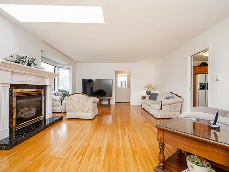 6546 Dunnedin Street, Burnaby, BC, V5B 1Y8 - 9