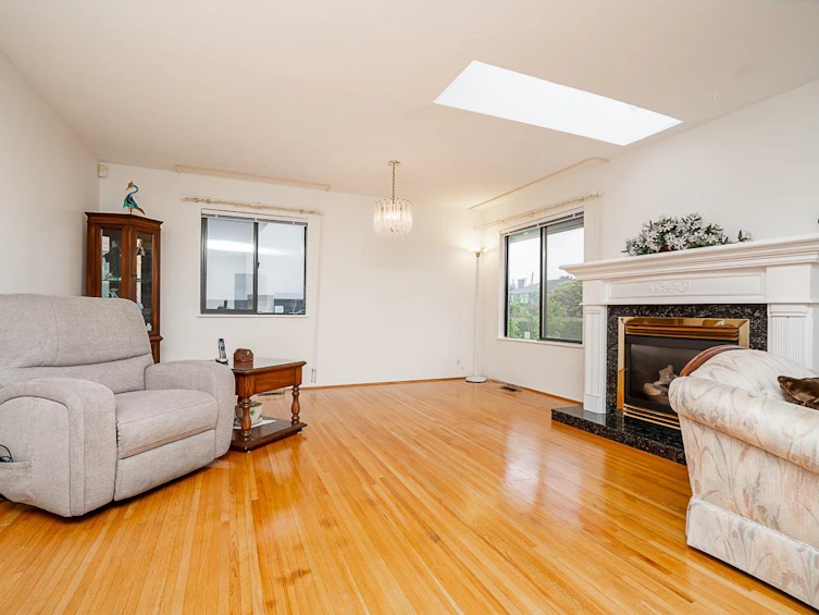 6546 Dunnedin Street, Burnaby, BC, V5B 1Y8 - 7