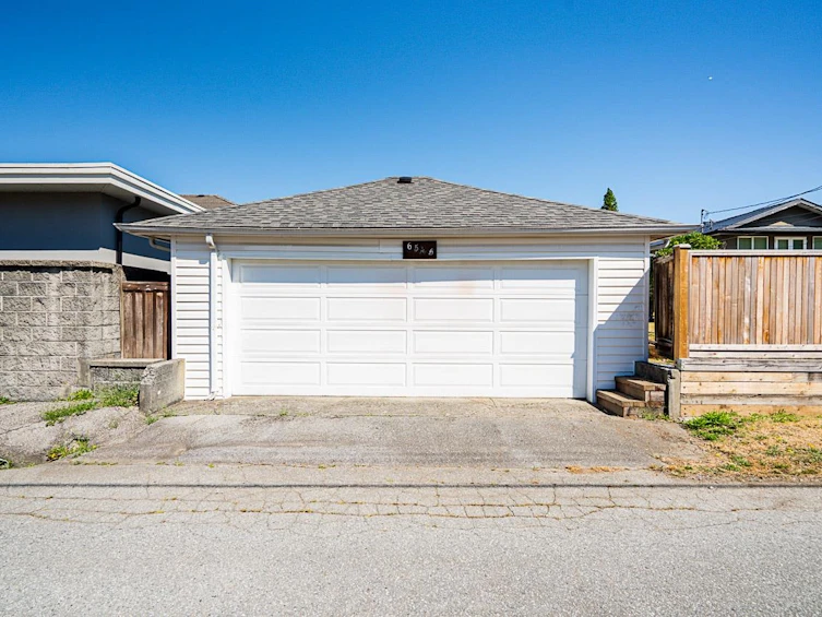 6546 Dunnedin Street, Burnaby, BC, V5B 1Y8 - 38
