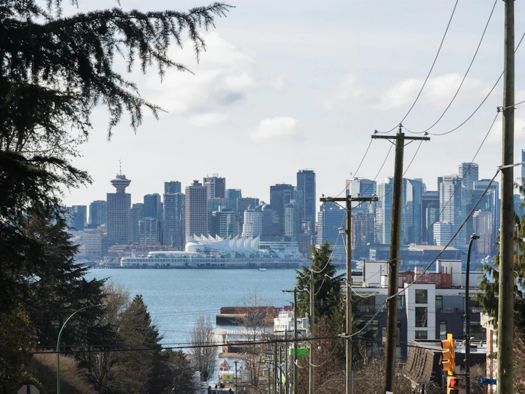 306-341 Mahon Avenue, North Vancouver, BC, V7M 3E1 - 17