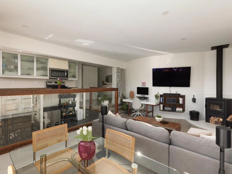 306-341 Mahon Avenue, North Vancouver, BC, V7M 3E1 - 8