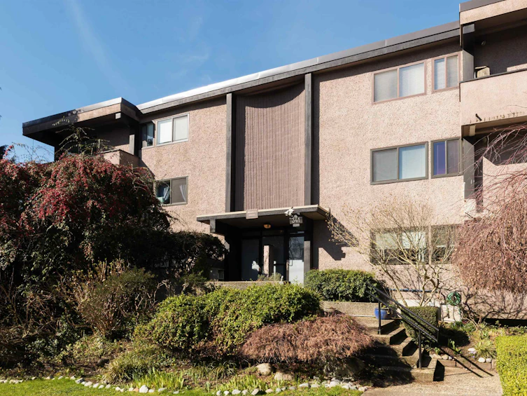 306-341 Mahon Avenue, North Vancouver, BC, V7M 3E1 - 16