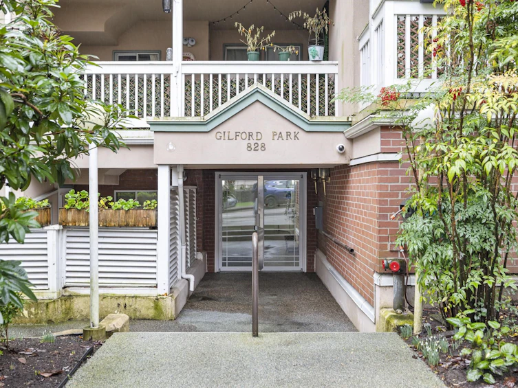 103-828 Gilford Street, Vancouver, BC, V6G 2N6 - 3