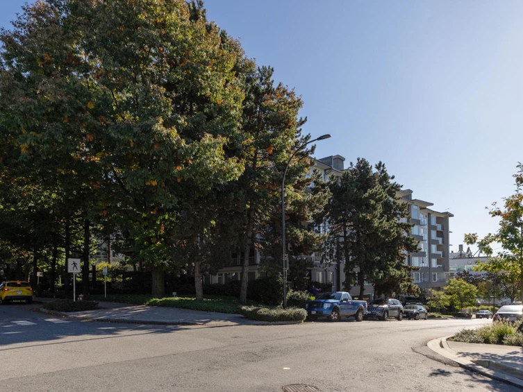 208-277 W 1st Street, North Vancouver, BC, V7M 0E8 - 27