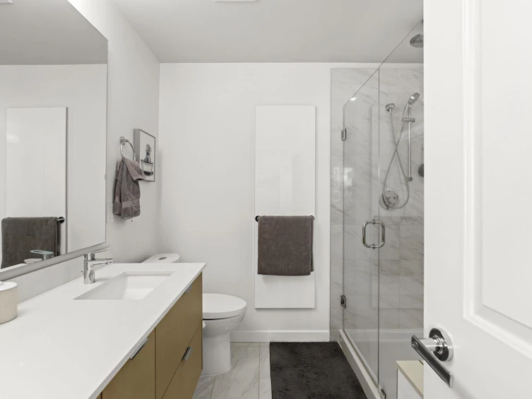 208-277 W 1st Street, North Vancouver, BC, V7M 0E8 - 16