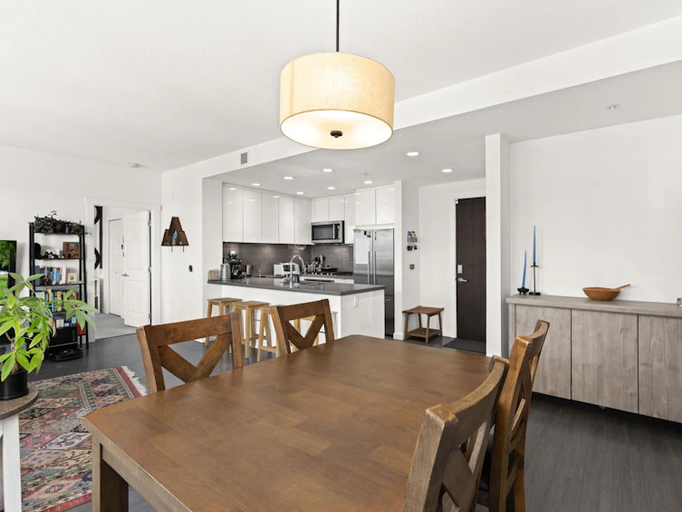 208-277 W 1st Street, North Vancouver, BC, V7M 0E8 - 11