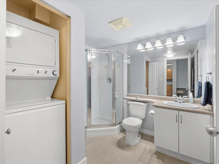 207-15 Smokey Smith Place, New Westminster, BC, V3L 5V7 - 22