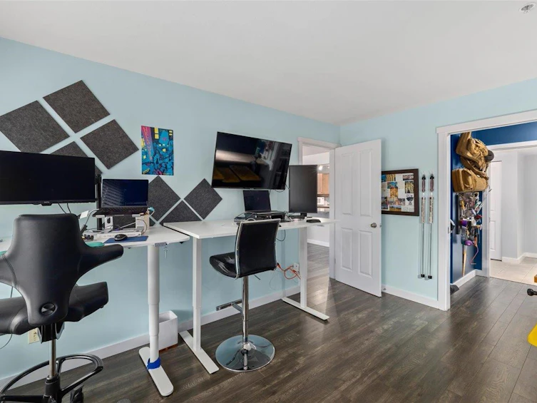 207-15 Smokey Smith Place, New Westminster, BC, V3L 5V7 - 18