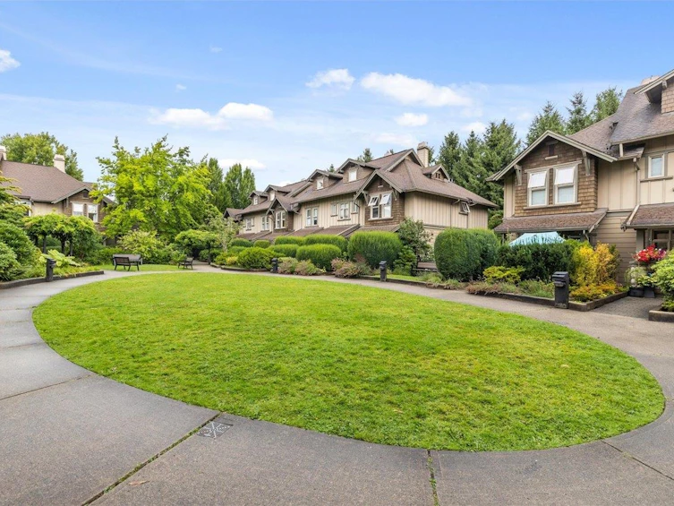 207-15 Smokey Smith Place, New Westminster, BC, V3L 5V7 - 26