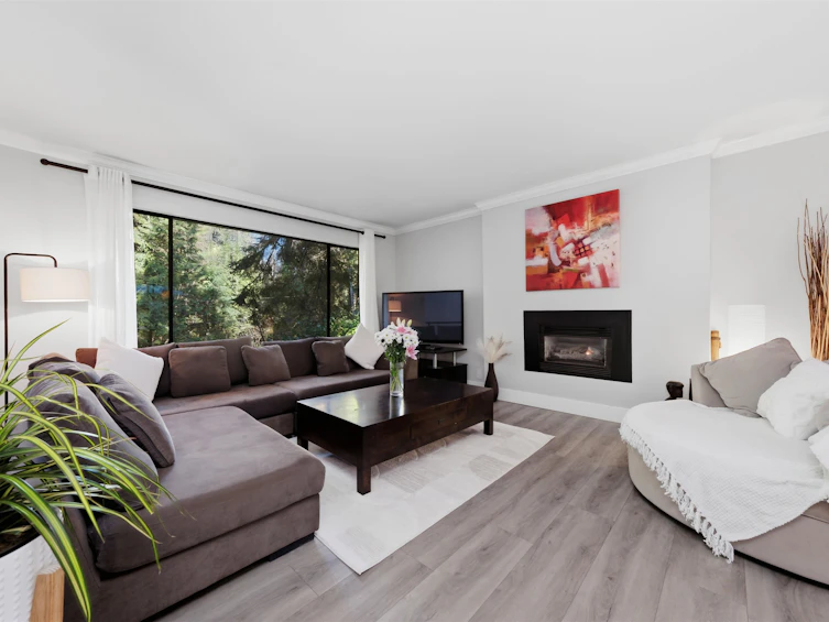 4535 Raeburn Street, North Vancouver, BC, V7G 1K3 - 9