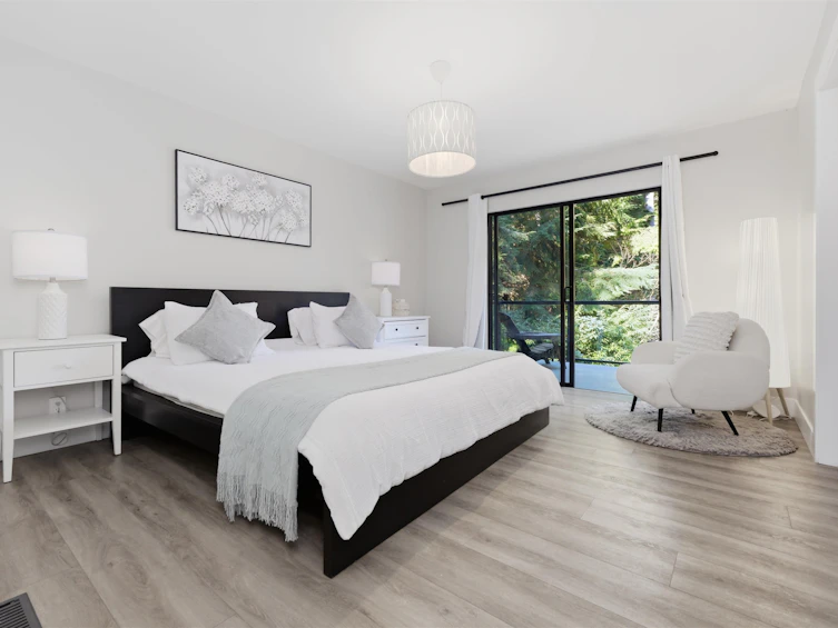4535 Raeburn Street, North Vancouver, BC, V7G 1K3 - 15