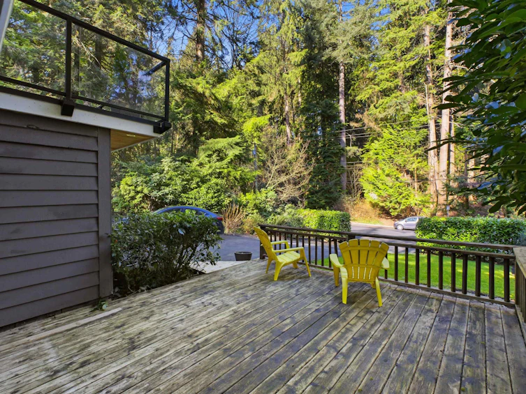 4535 Raeburn Street, North Vancouver, BC, V7G 1K3 - 29