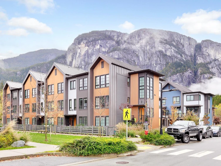 1357 Peakside Place, Squamish, BC, V8B 1A8