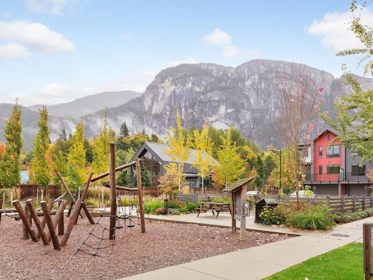1357 Peakside Place, Squamish, BC, V8B 1A8 - 29