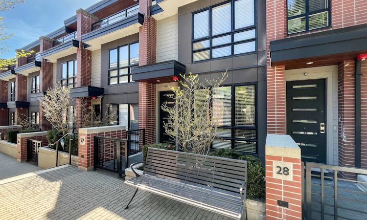 27-388 W 64th Avenue