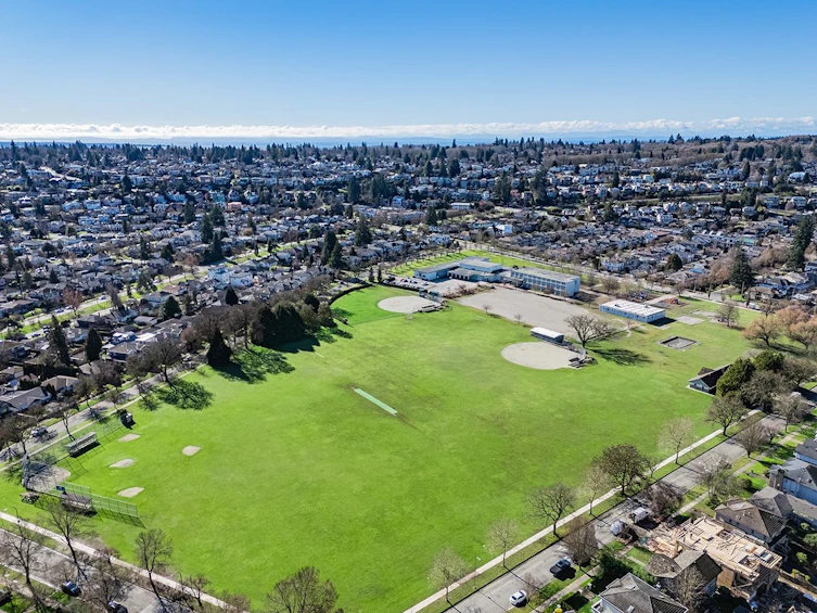 2288 W 20th Avenue, Vancouver, BC, V6L 1G3 - 39