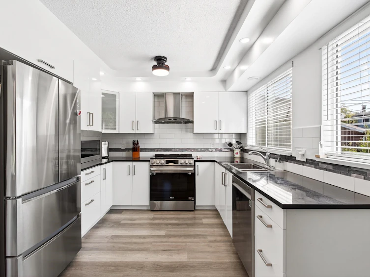 11906 100 Avenue, Surrey, BC, V3V 2W1 - 16