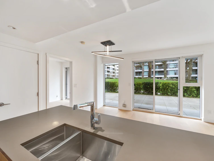 210-7128 Adera Street, Vancouver, BC, V6P 5C4 - 12