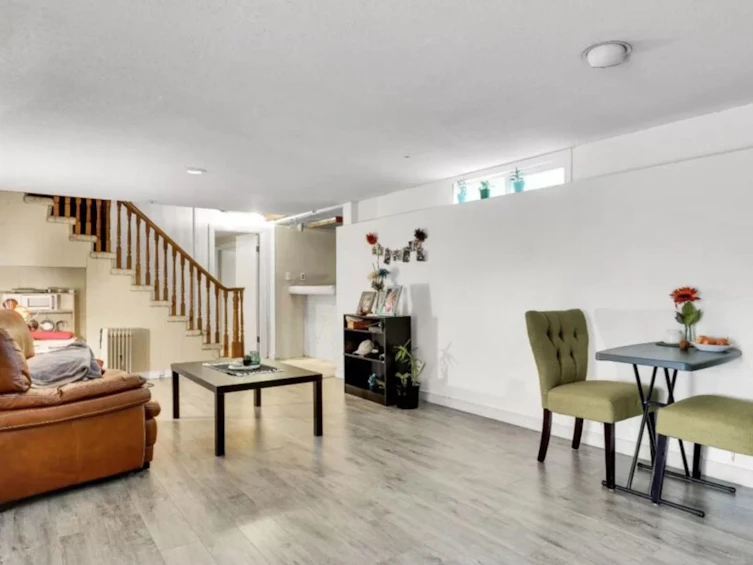 1441 W 49th Avenue, Vancouver, BC, V6M 2R4 - 27