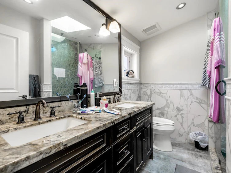 1441 W 49th Avenue, Vancouver, BC, V6M 2R4 - 30