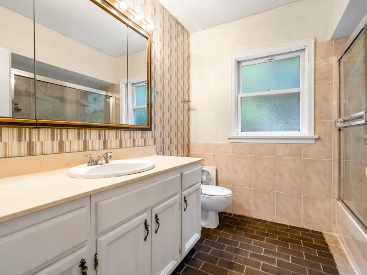 1441 W 49th Avenue, Vancouver, BC, V6M 2R4 - 18