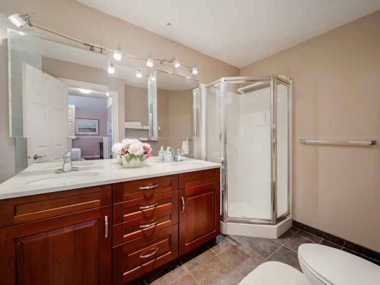 PH3-865 W 15 Avenue, Vancouver, BC, V5Z 1R8 - 23