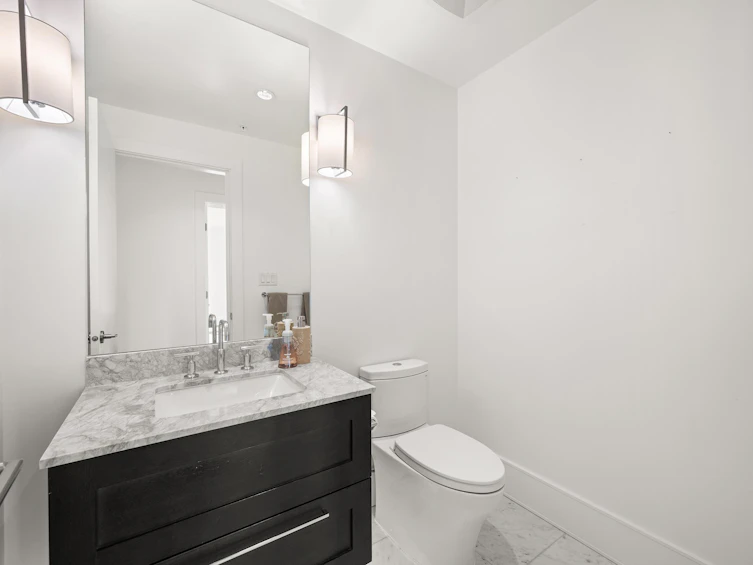 2004-1501 Foster Street, Surrey, BC, V4B 0C3 - 29