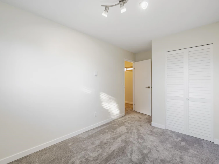 19452 61 Avenue, Surrey, BC, V3S 7L3 - 27