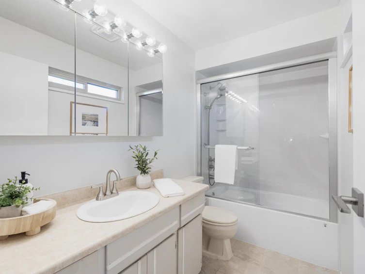 19452 61 Avenue, Surrey, BC, V3S 7L3 - 30