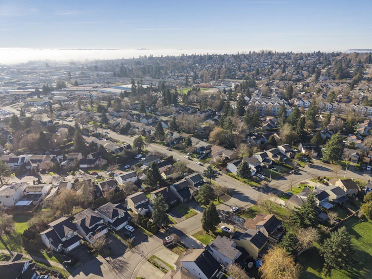 19452 61 Avenue, Surrey, BC, V3S 7L3 - 35
