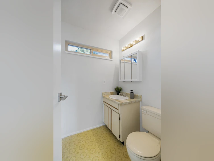 19452 61 Avenue, Surrey, BC, V3S 7L3 - 25