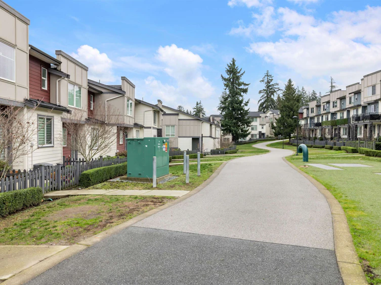 82-15665 Mountain View Drive, Surrey, BC, V3Z 0W8 - 6