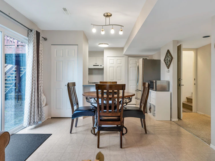 122 Blackberry Drive, Port Moody, BC, V3H 5B4 - 33