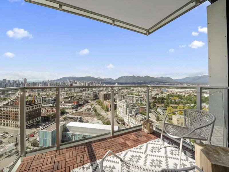 1911 - 285 E 10th Avenue, Vancouver BC