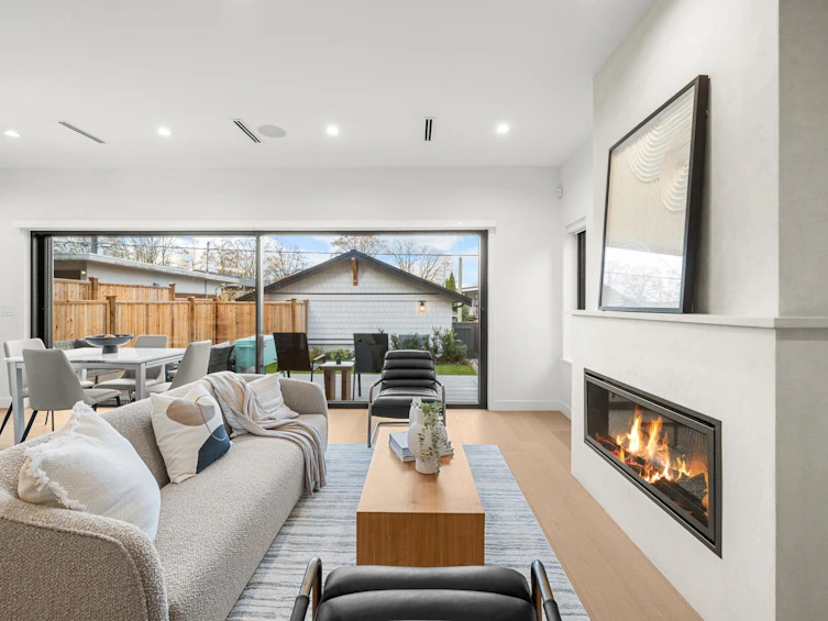 2-2247 Parker Street, Vancouver, BC, V5L 2L8 - 2