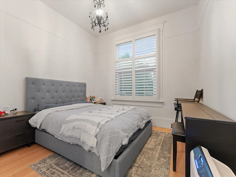 1016 Tenth Avenue, New Westminster, BC, V3M 3H6 - 13