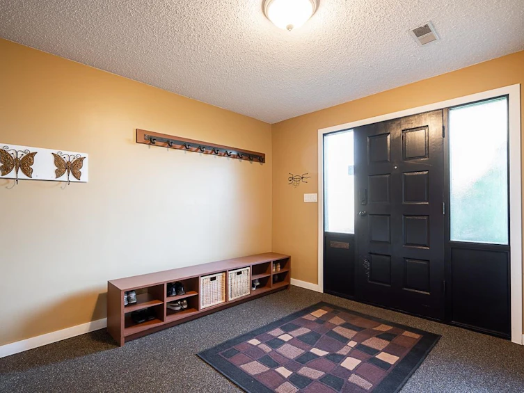 21674 Manor Avenue, Maple Ridge, BC, V2X 7L6 - 4