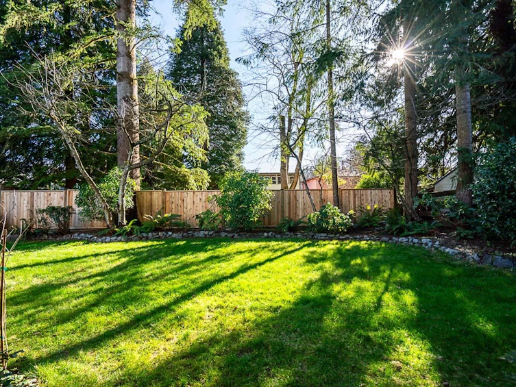 21674 Manor Avenue, Maple Ridge, BC, V2X 7L6 - 36