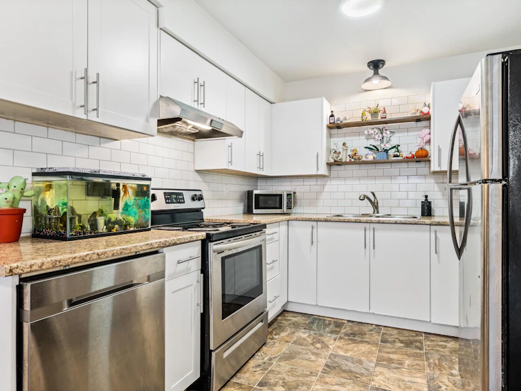 207-7435 Shaw Avenue, Chilliwack, BC, V2R 3C1 - 5