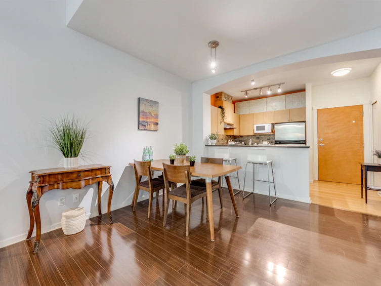406-9329 University Crescent, Burnaby, BC, V5A 4Y4 - 3