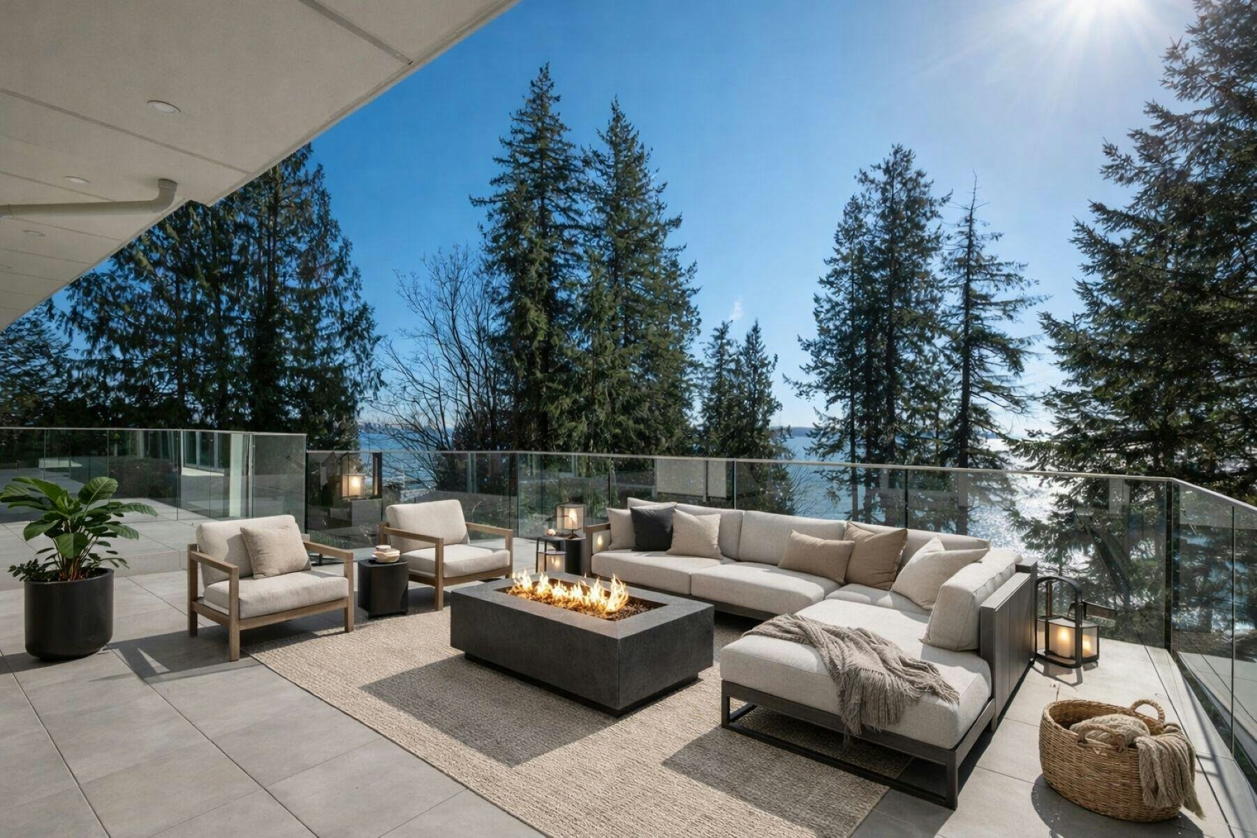 4437 Piccadilly North, West Vancouver, BC, V7W 1C8 - 14