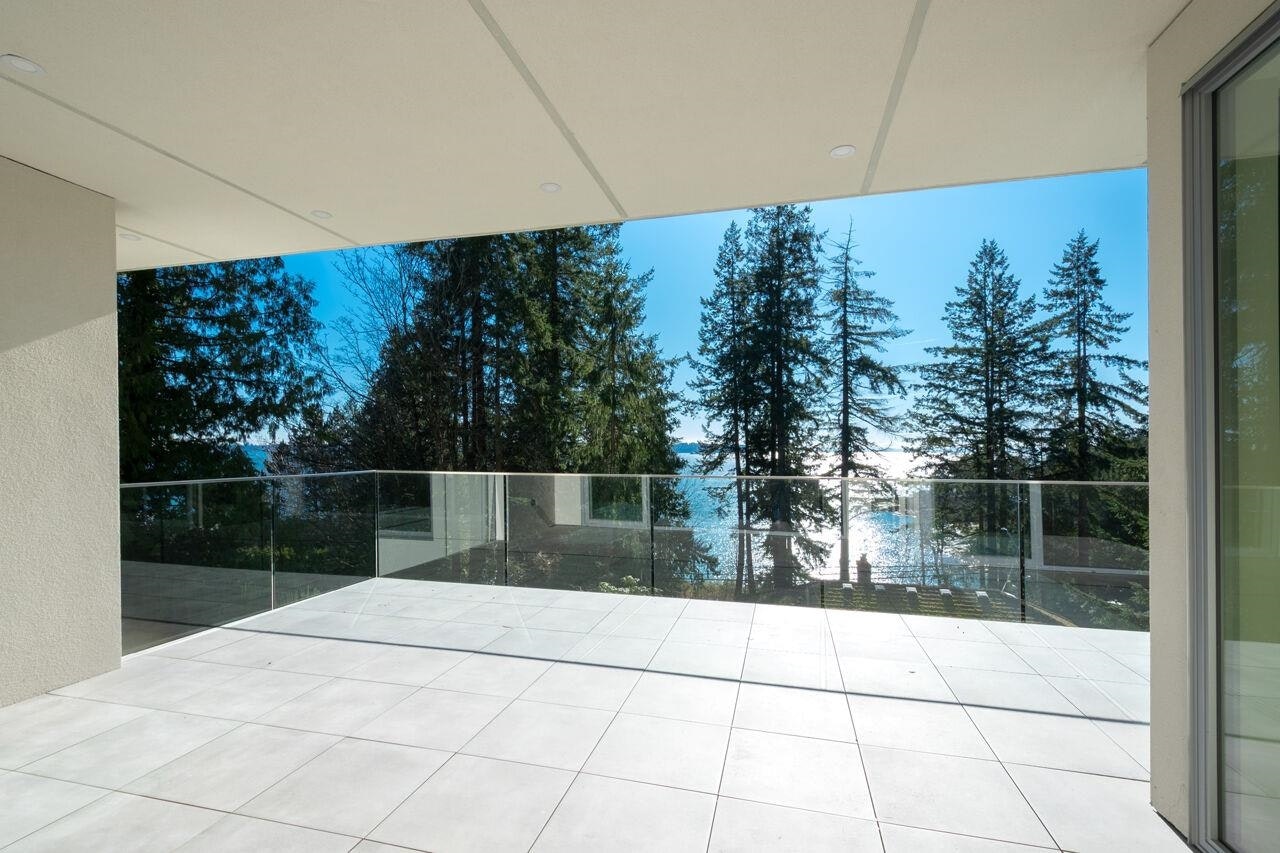 4437 Piccadilly North, West Vancouver, BC, V7W 1C8 - 13