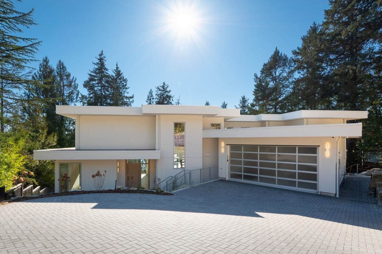 4437 Piccadilly North, West Vancouver, BC, V7W 1C8