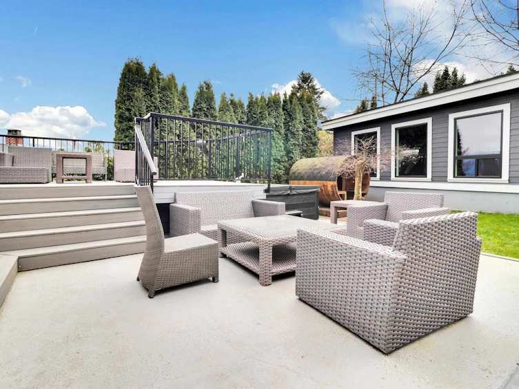 3054 Daybreak Avenue, Coquitlam, BC, V3C 2G4 - 30