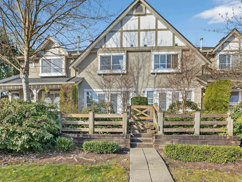 45 - 15488 101a Avenue, Surrey BC V3R 0Z8