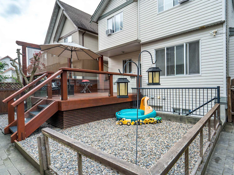 19232 68a Avenue, Surrey, BC, V4N 0B6 - 38